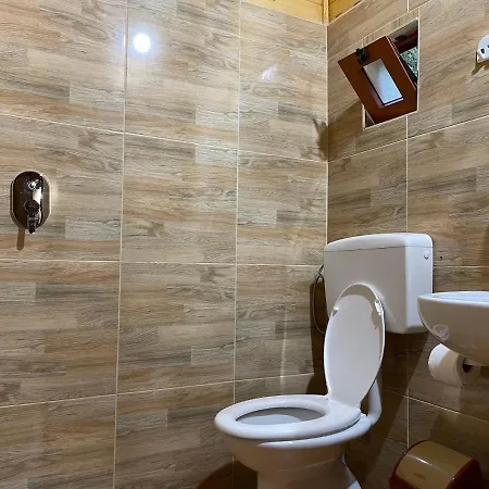Uji I Panjes Llogara Alojamento de Turismo Selvagem