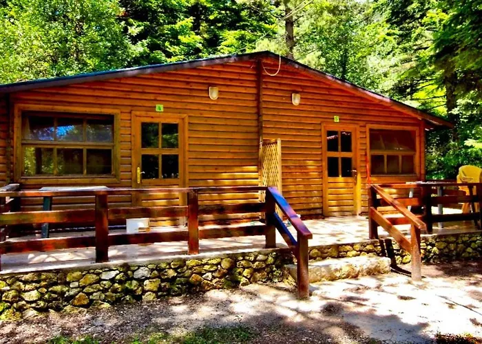 Uji I Panjes Llogara 山林小屋