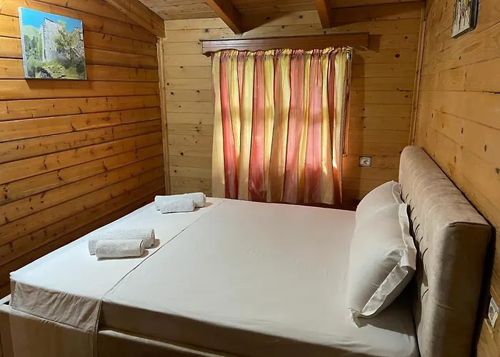 Uji I Panjes Llogara Lodge *